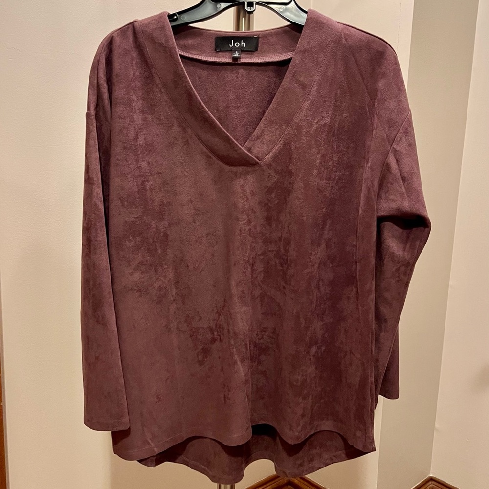 Women’s faux suede top. Size S, runs generous.